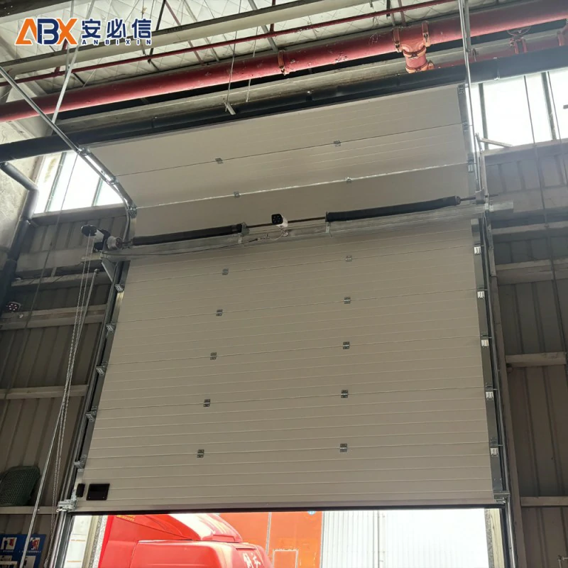 温州市铝板滑升门